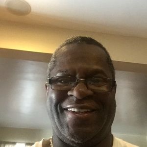 Meet your Posher, Phillip